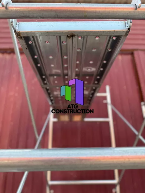 Оцинкованные строительные леса с настилом