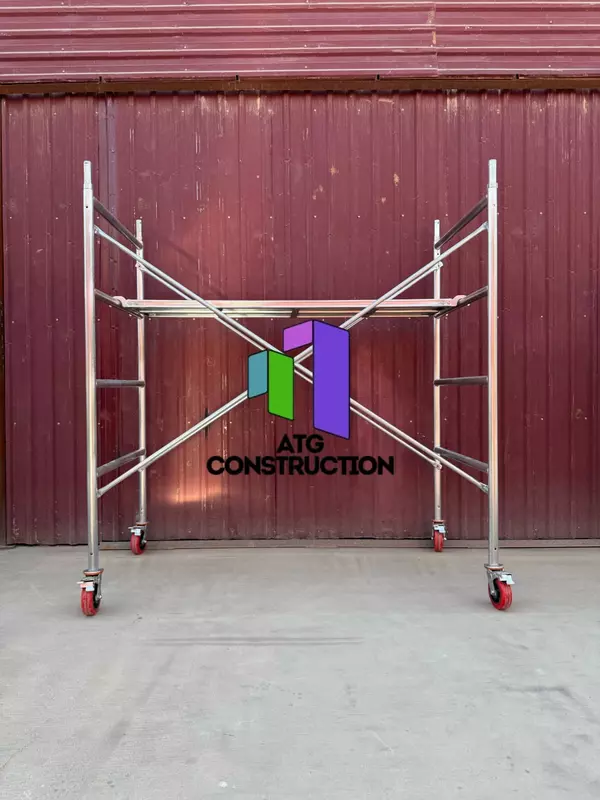 Леса строительные с настилом и колесами с тормозом