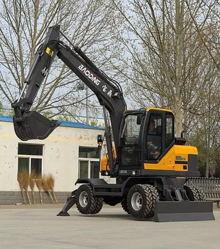 Экскаватор BAODING BD80D