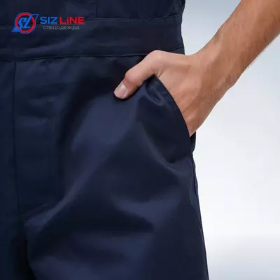 Kostyum “Staj” — kurtka / yarim kombinezon, to‘q ko‘k rangda, aralash mato 240 g/m².