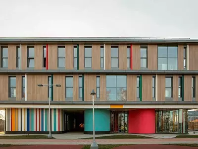 Sopol pechka KAURI BEIGE 1000X3000 LAMINAM3+ - 3 735 401 so'm / kv.m