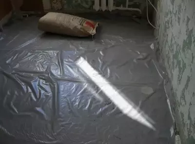 Foliarex Izolacja (черная изоляционная пленка под стяжки) - 4 389 so'm / kv.mdan