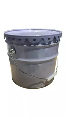 Металлическое ведро с крышкой корона