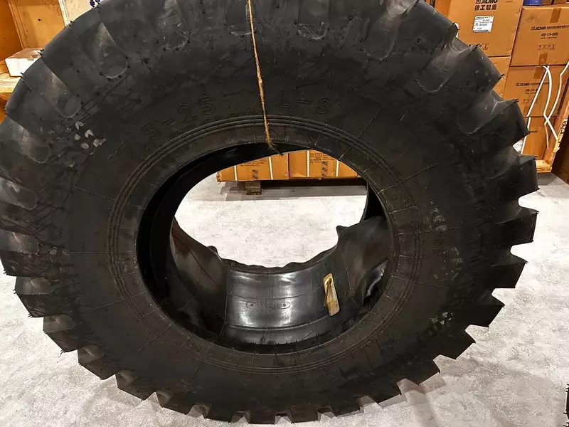 Шины для фронтальных погрузчиков - от {0} сум