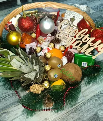 Цена по запросу Новогодние корпоративные подарки