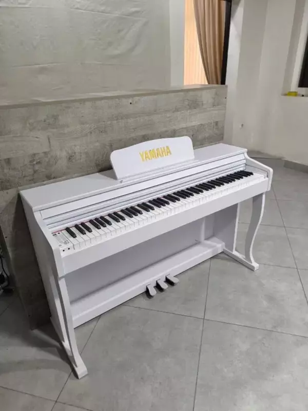 Цифровое пианино . Электронное пианино. Фортепиано Yamaha (белый) - 6 300 000 сум