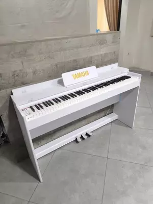 Raqamli pianino. Elektron pianino. Fortepiano Yamaha (oq) - 6 300 000 so'm / dona