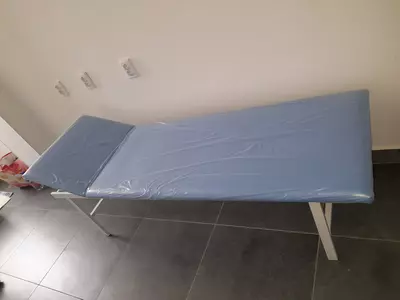 Tibbiyot kushetkasi - 700 000 so'm / dona