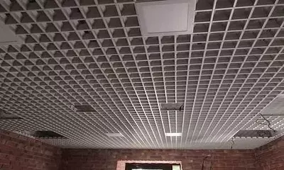 Agraf Steel kompaniyasining Piramidal Grilyato