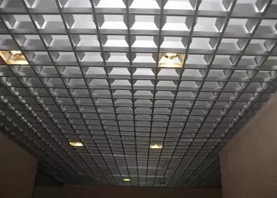 Agraf Steel kompaniyasining Piramidal Grilyato Agraf Steel kompaniyasining Piramidal Grilyato