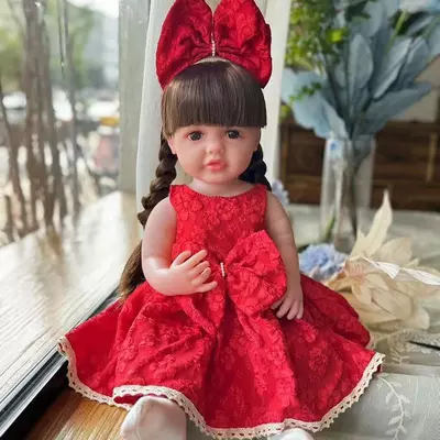 "Kukla Chloe krasota   Original. Dlya devochek  Ocharovatel'naya kukla iz vysokokachestvennogo vinila