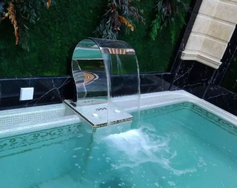 Аттракцион "Slim" для бассейна (AISI 304) - 9 100 000 сум