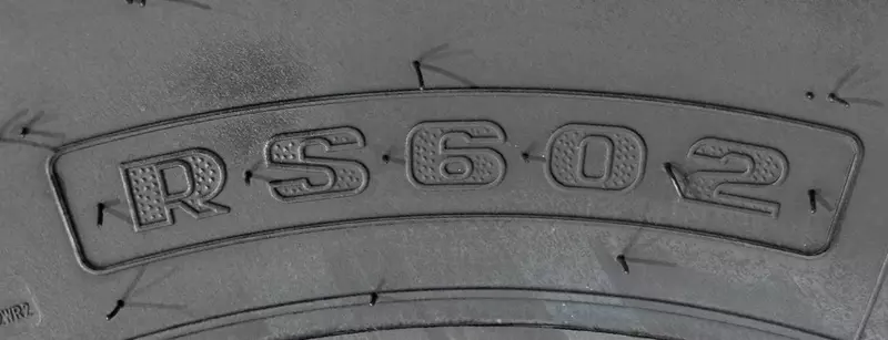 ROADSHINE RS602 - Шины