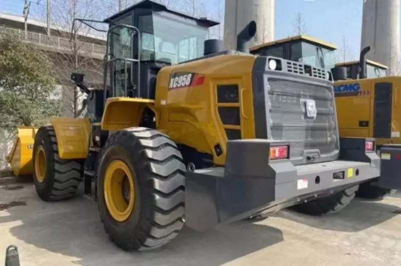 Погрузчик Хсмж хс958 3.2куб