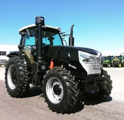 Трактор Садин 1404