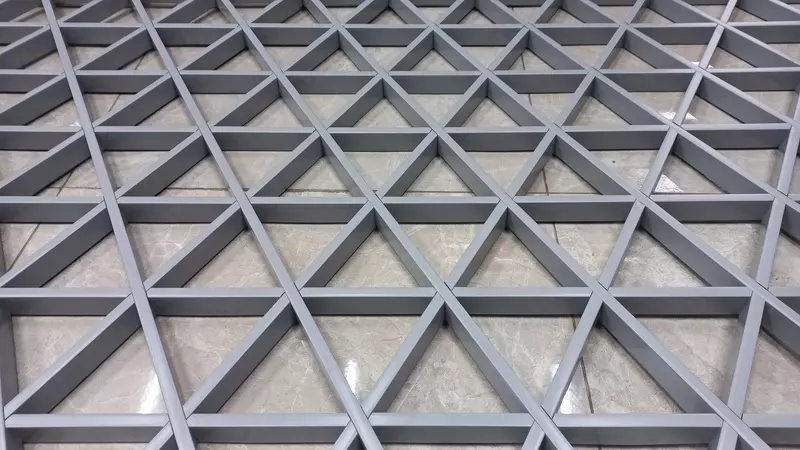 Грильято потолок - Подвесные потолки