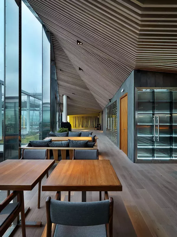 Реечный подвесной потолок