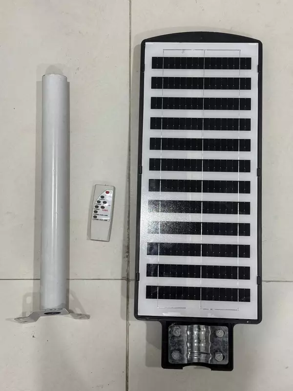 {0} so'mdan QUYOSH PANELLI PROJEKTOR