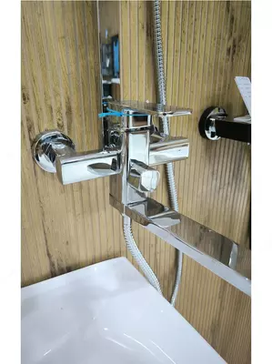 Душевая стойка Debora DBR701 Только в розницу