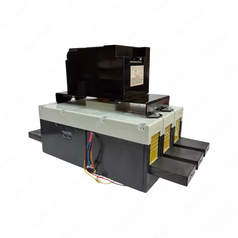 Автоматический выключатель с электроприводом