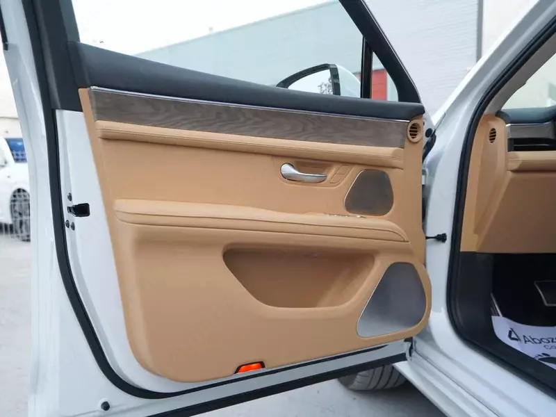 Seres M5 4WD – мощный гибрид с полным приводом Только в розницу