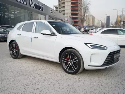 Seres M5 4WD – мощный гибрид с полным приводом - Abozor Comfort