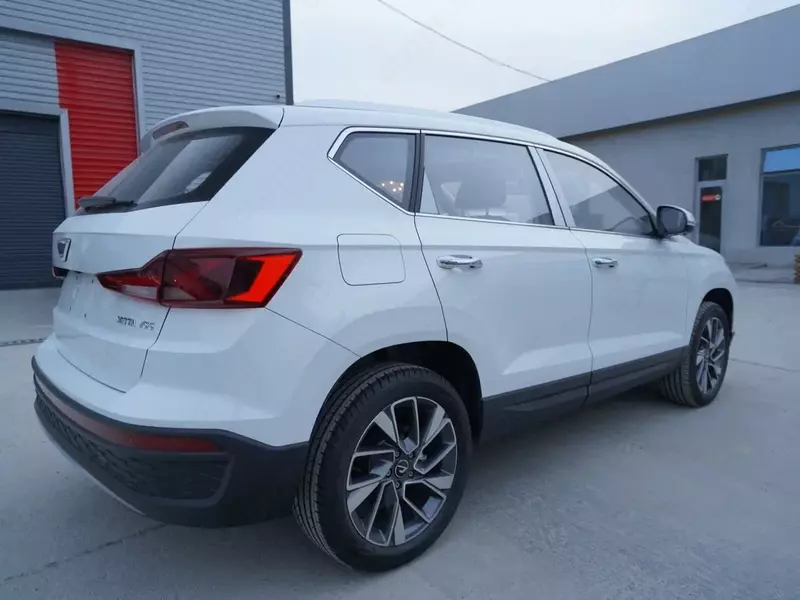 329 972 926 so'm Volkswagen Jetta VS5 Glory Edition – zamonaviy va ishonchli krossover