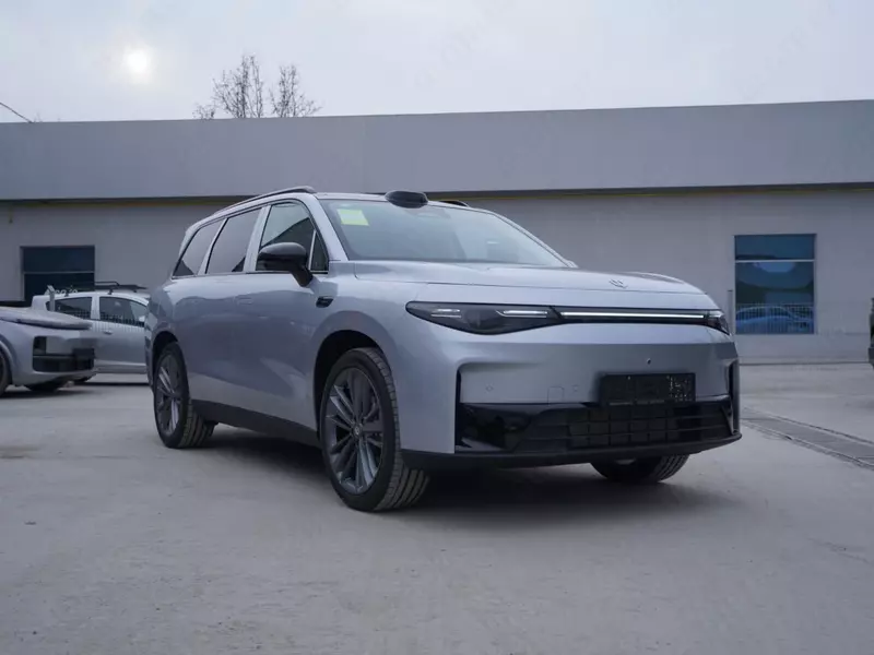 Leapmotor C16 – qudratli va zamonaviy gibrid