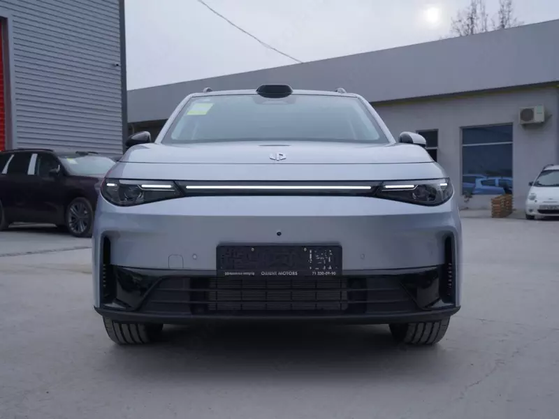 Leapmotor C16 – qudratli va zamonaviy gibrid - 388 804 975 so'm