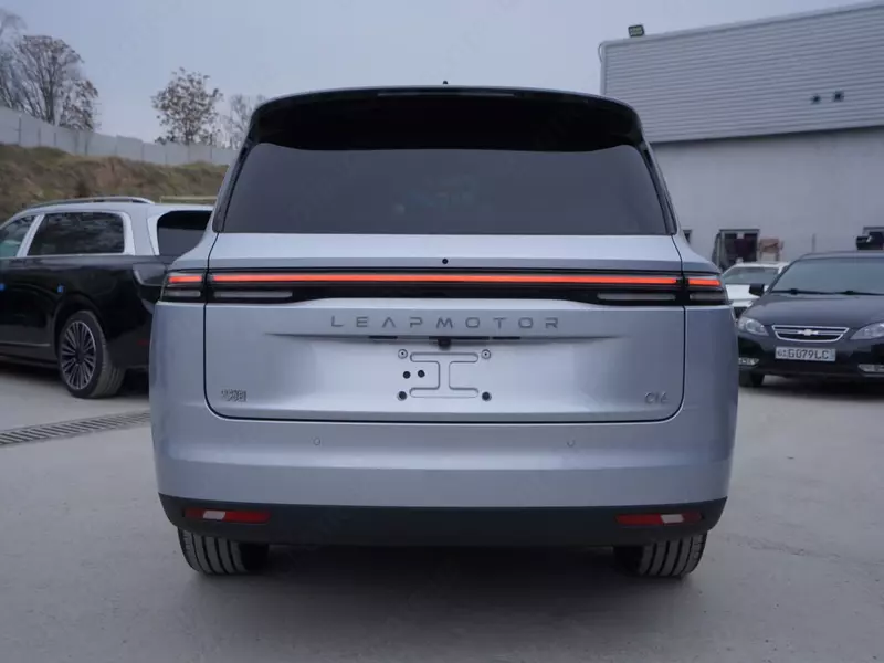 Leapmotor C16 – qudratli va zamonaviy gibrid Chakana savdo