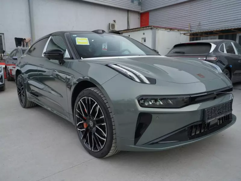 Zeekr 001 – qudratli va innovatsion elektromobil