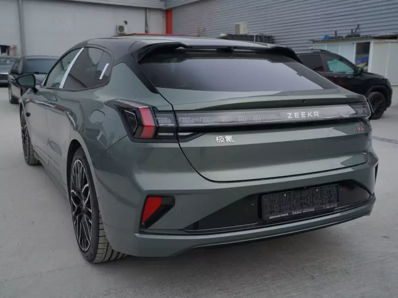 Zeekr 001 – qudratli va innovatsion elektromobil - 665 449 995 so'm