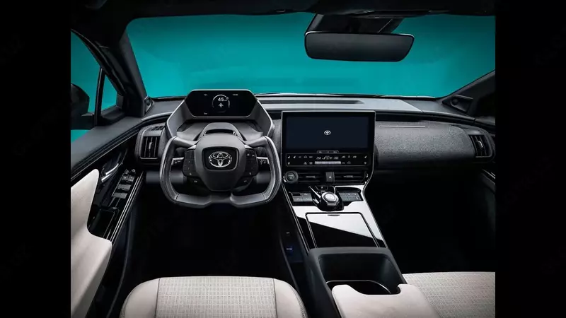 780 206 700 сум Легковой автомобиль - кроссовер "Toyota BZ 4 EV" (Электро) Ассортимент