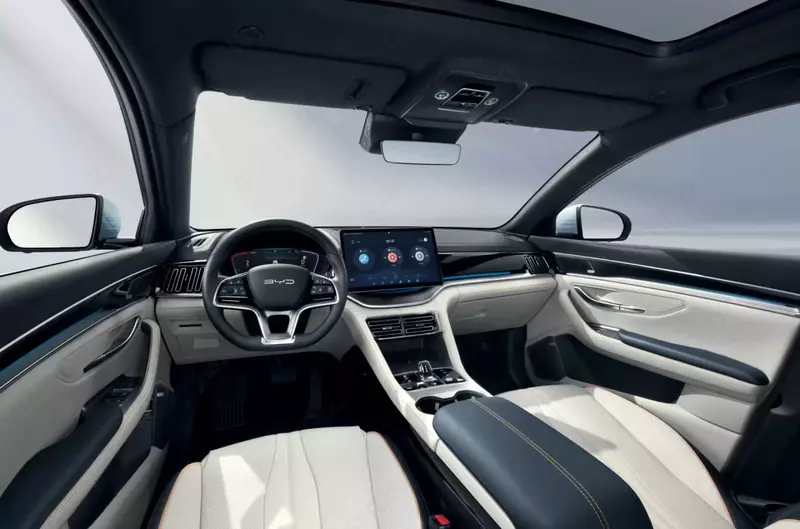 340 952 055 сум Легковой автомобиль - кроссовер "BYD SONG PLUS 605" (Электро) пробег 2000 км