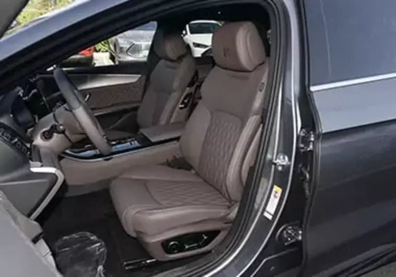 Легковой автомобиль-седан "BYD Han 605KM 2025 " (Электро) - Abozor Comfort