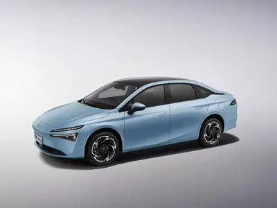 Легковой автомобиль-седан "GAC Aion S MAX" (Электро) Ассортимент Только в розницу