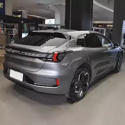 673 049 470 сум / шт Легковой фастбэк-кроссовер "ZEEKR 001" 2025 YOU Edition (Электро) Ассортимент