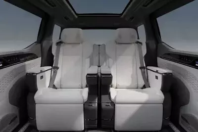 Минивэн-кроссовер "ZEEKR 009" пробег 63.400 км (Электро) Ассортимент Abozor Comfort