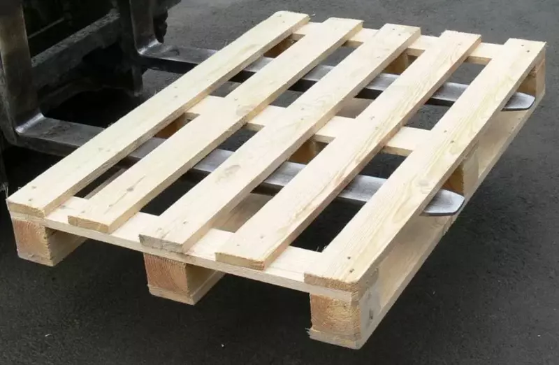 Паллет деревянный