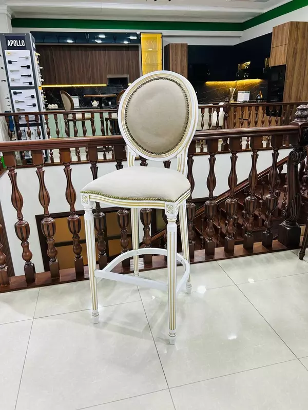   💥Деревянные барные стулья в классическом стиле – роскошь  воплощенная в деталях