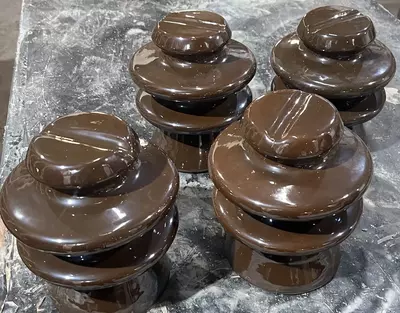 Изоляторы фарфоровые штыревые ШФ-10МУ