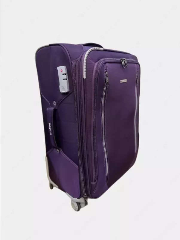 Чемодан для путешествий - 489 000 сум