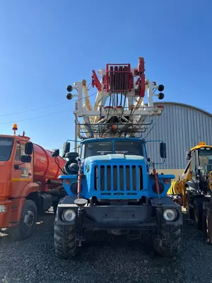 Подъемный агрегат АПРС-40 на шасси УРАЛ 4320-60 - 1 450 000 000 сум / шт