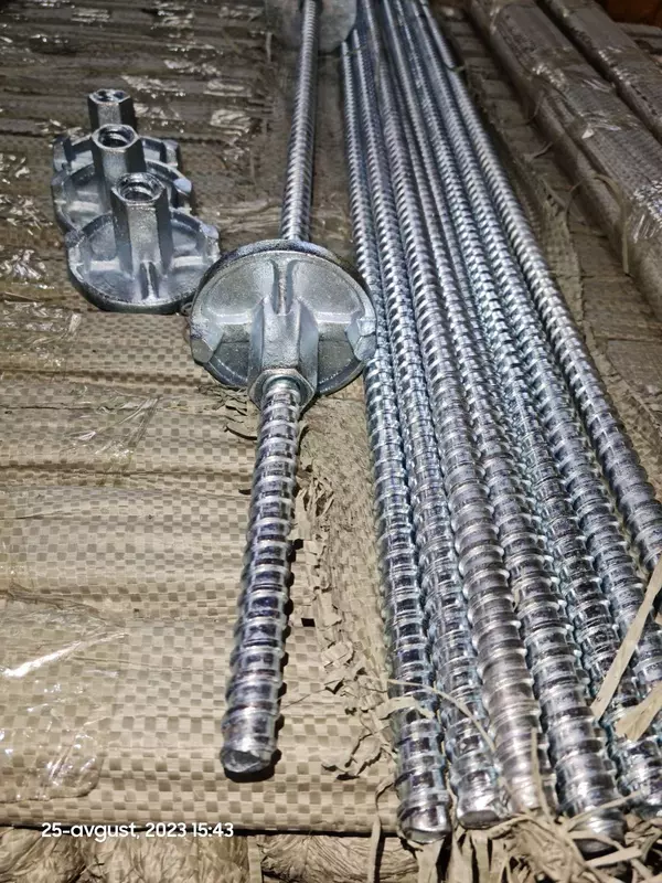 Стяжной винт опалубки