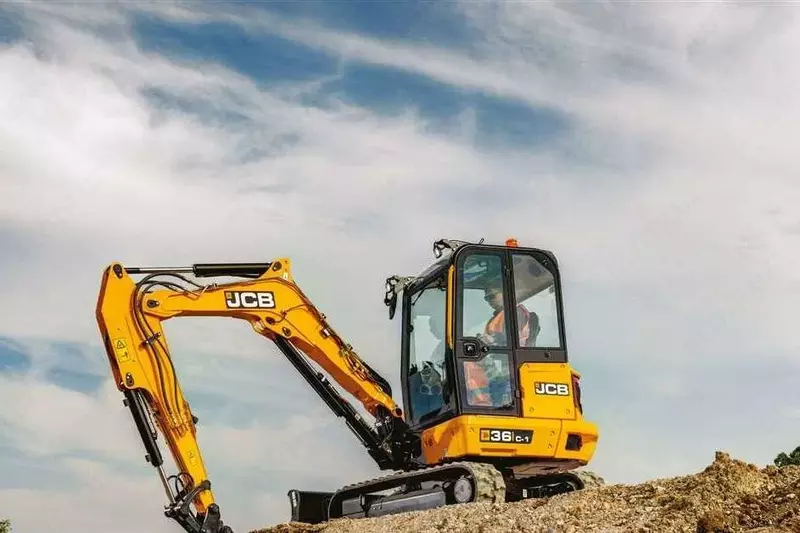 Продаётся Мини гусеничный экскаватор JCB 36C-1! - 1 017 000 000 сум