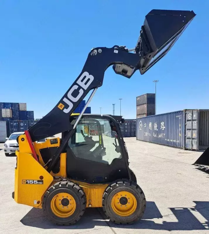 Продаётся Мини погрузчик с бортовым поворотом JCB SSL 155! - 670 000 000 сум