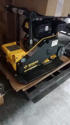 Продаётся Нереверсивная виброплита BOMAG BVP - 18/45! - 35 000 000 сум / шт
