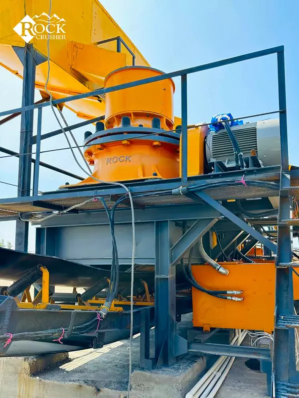 Конусная дробилка