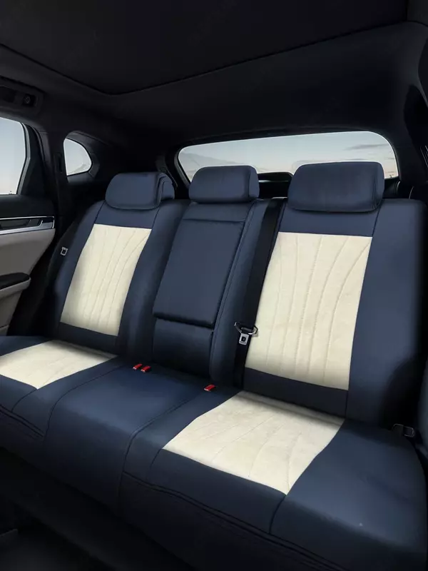  Авточехлы универсальные из эко-кожи с дышащей тканью - 