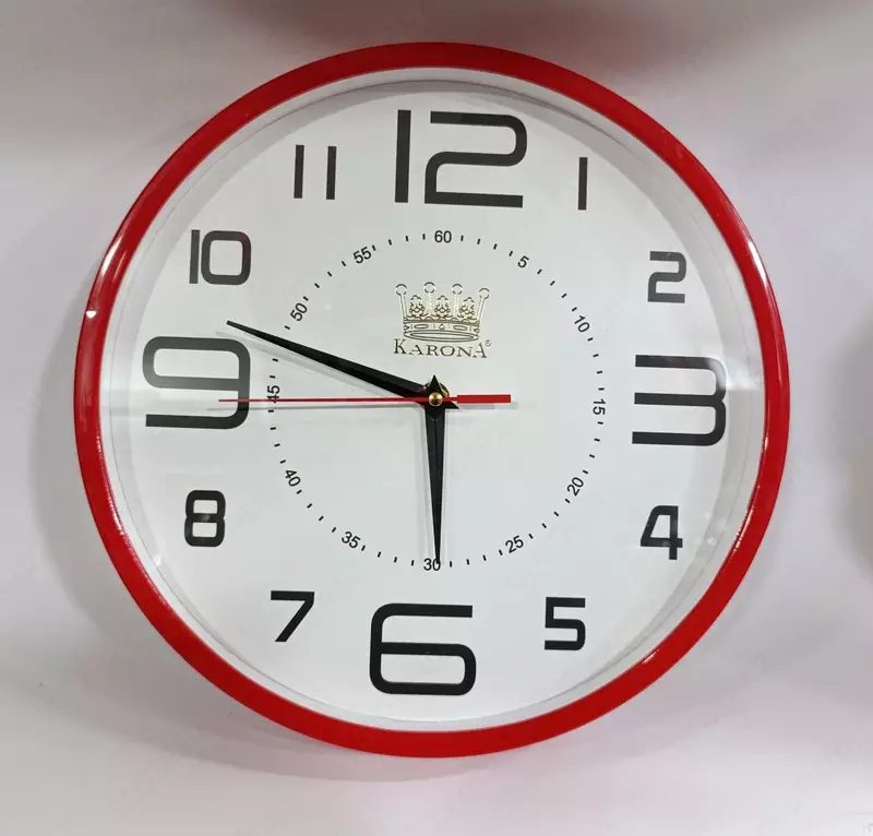 Часы для офиса с логотипом